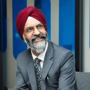 Dr Pavitar Sunner Orthopaedic Surgeon Penrith .